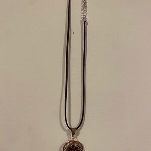 Elegant Gold and Red Pendant Necklace